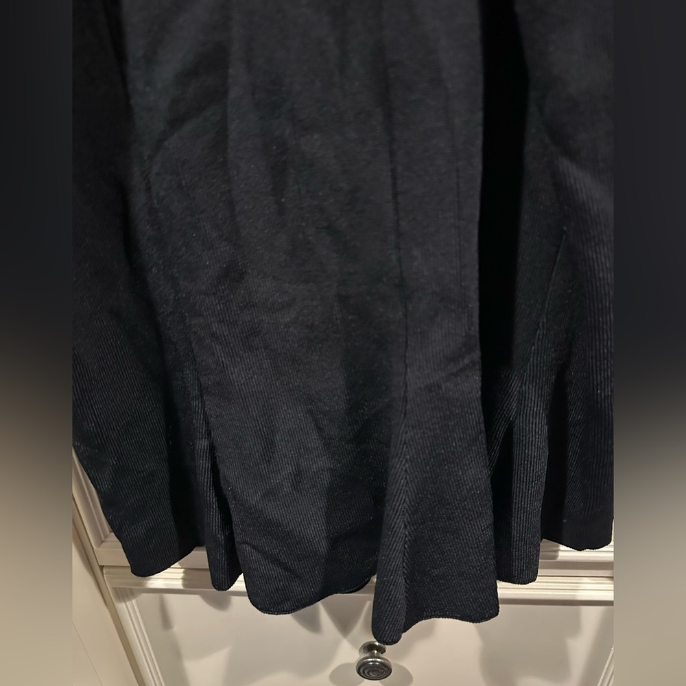 BCBGMaxAzria Classic Black A-Line Skirt - Picture 3 of 10